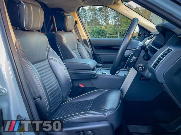 2021 Land Rover Discovery 3.0 D300 MHEV HSE SUV 5dr Diesel Auto 4WD Euro 6 (s/s) (300 ps) SUV Die...