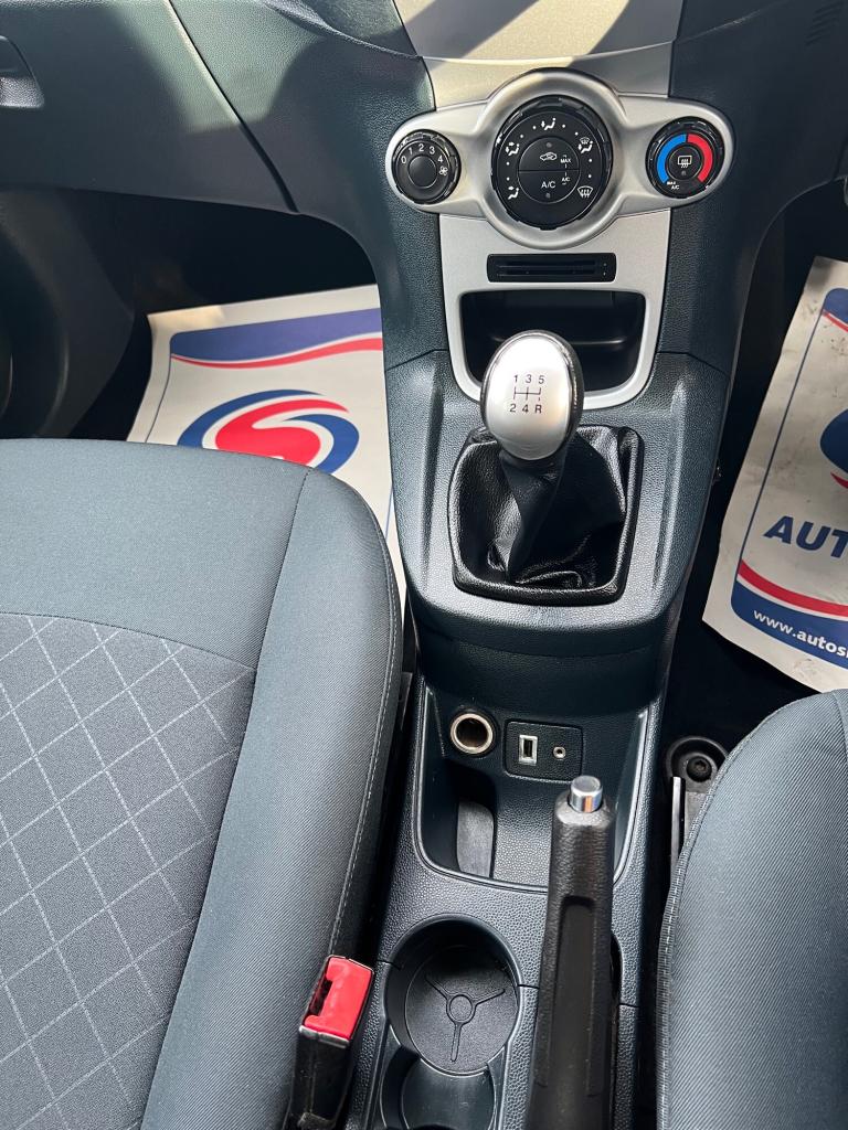 2012 Ford Fiesta 1.25 Edge 5dr [82] HATCHBACK Petrol Manual