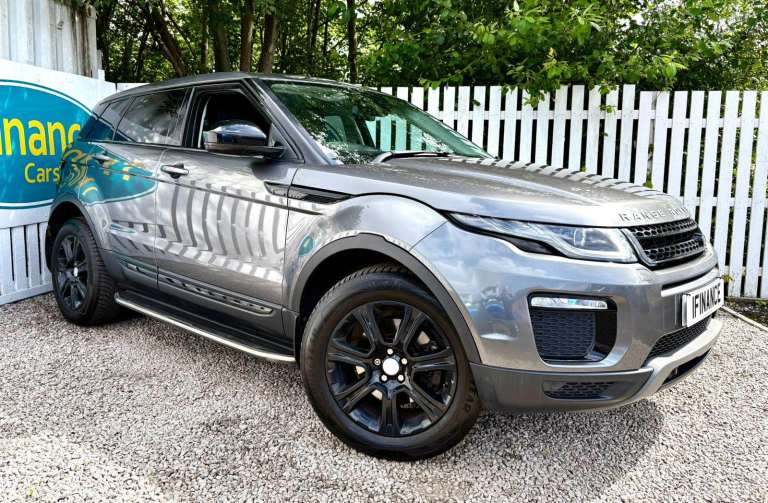 CAN'T GET CREDIT? CALL US! Range Rover Evoque 2.0 Td4 SE Tech AWD, Auto - £249 DEPOSIT, £82 PER WEEK