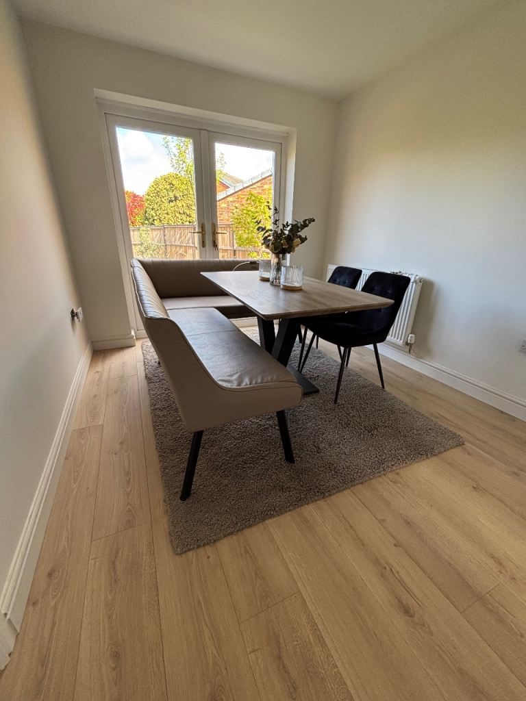 Kelaty 100% wool rug