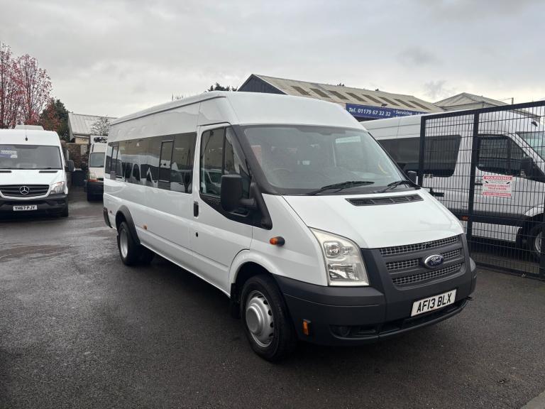 2013 Ford Transit Medium Roof 17 Seater TDCi 135ps Minibus Diesel Manual