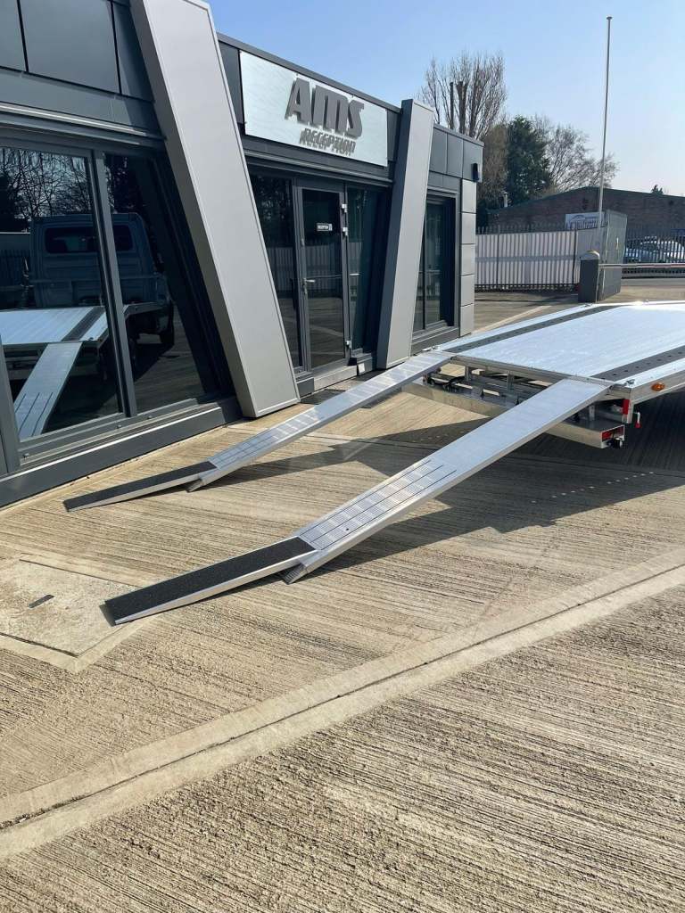 Recovery Truck Body Aluminium Car Transporter body, we can build on any manufact