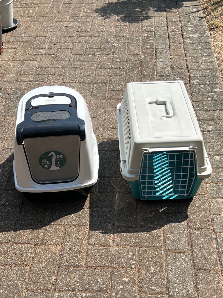 Pet Carrier and Indoor Hooded Toilet Tray
