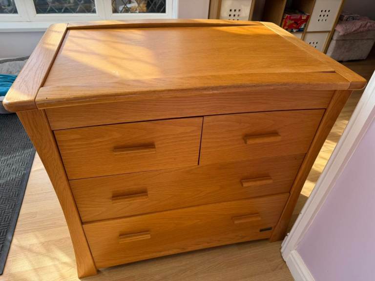 Mamas & Papas changing table/chest of drawers