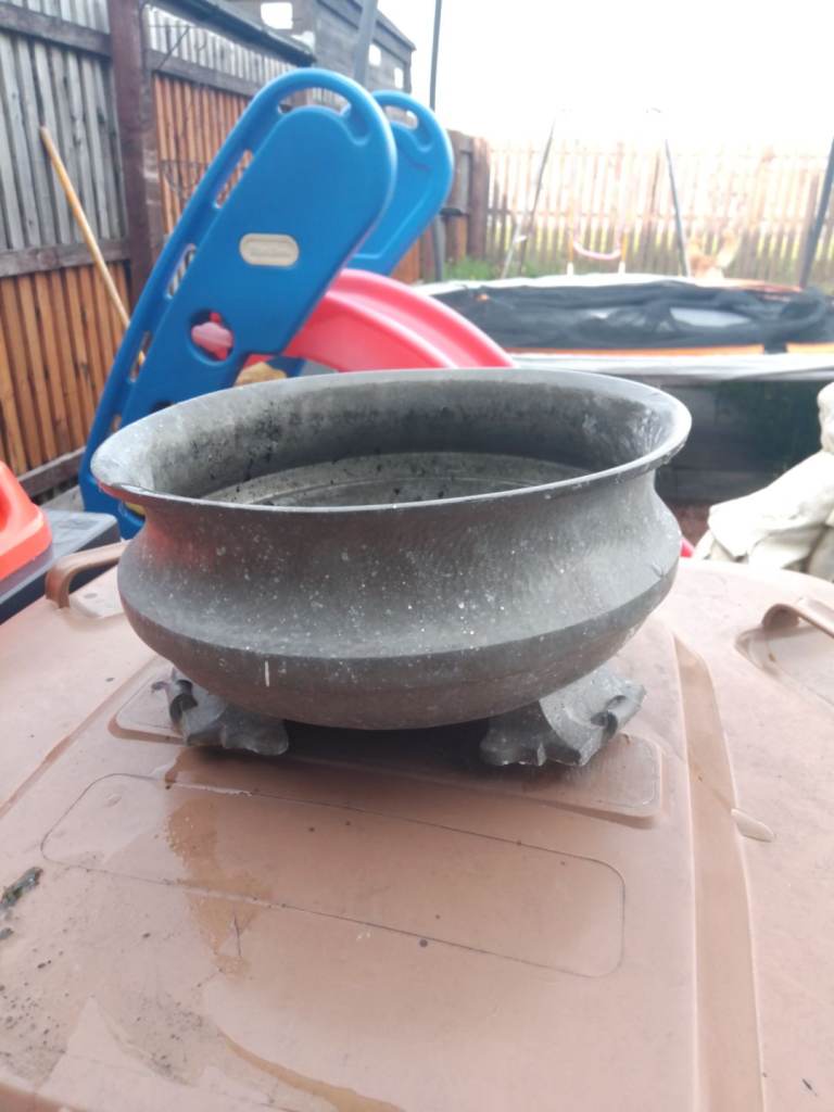 Irish pewter Cauldron 