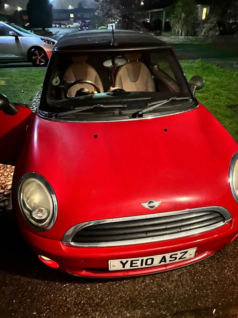 Mini, CONVERTIBLE, Convertible, 2010, Manual, 1598 (cc), 2 doors