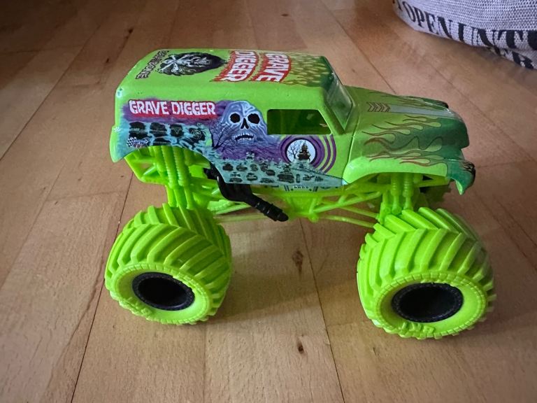 Large Monster Jam Grave Digger Monster Truck – Good Condition