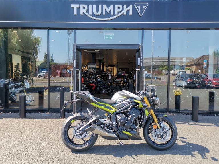 2026 TRIUMPH STREET TRIPLE 765 MOTO2 EDITION