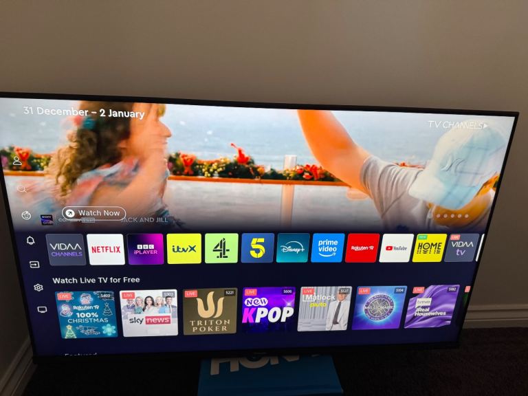 Hisense 43 Inch UHD VIDAA Smart TV 43E6KTUK - Dolby Vision 2023 model