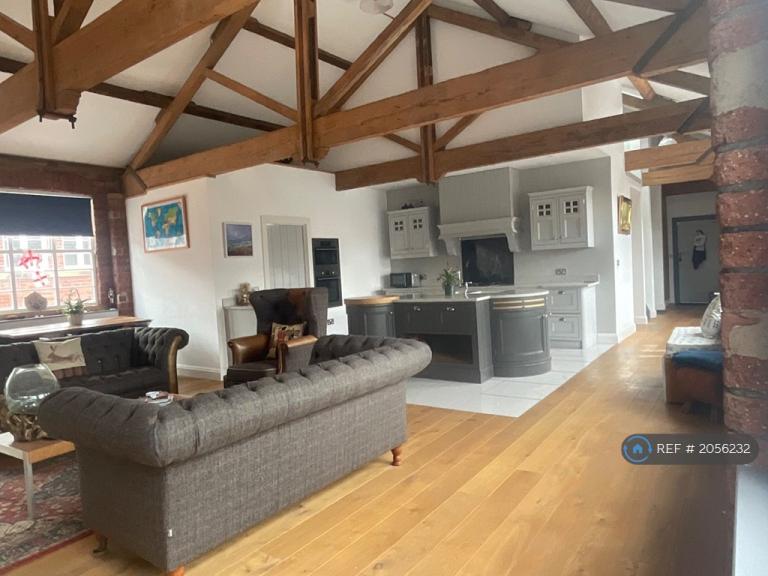 1 bedroom flat in Green Lane, Sheffield, S3 (1 bed) (#2056232)