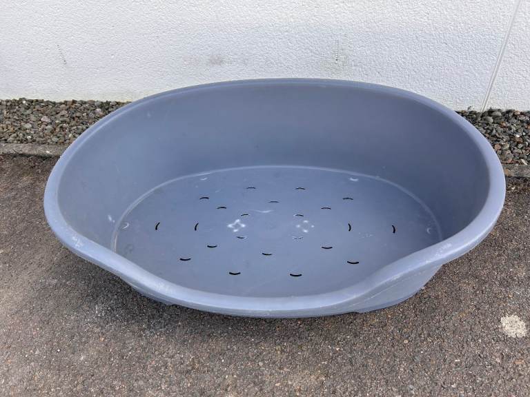 Grey Plastic Dog Bed size 70cms (can drop off in Castle Dougls at no extra charge) 
