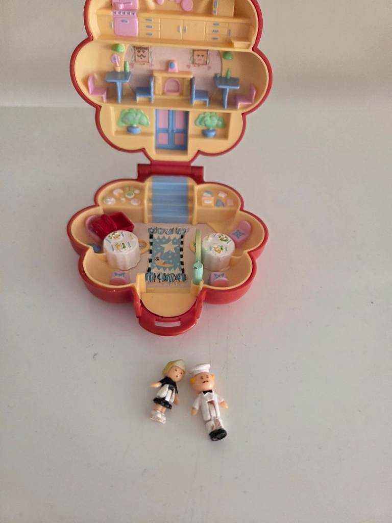 Polly Pocket Mr Fry Restaurant