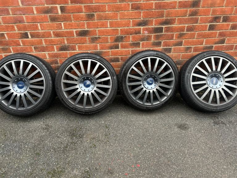 Ford st220 18 inch alloy wheels 