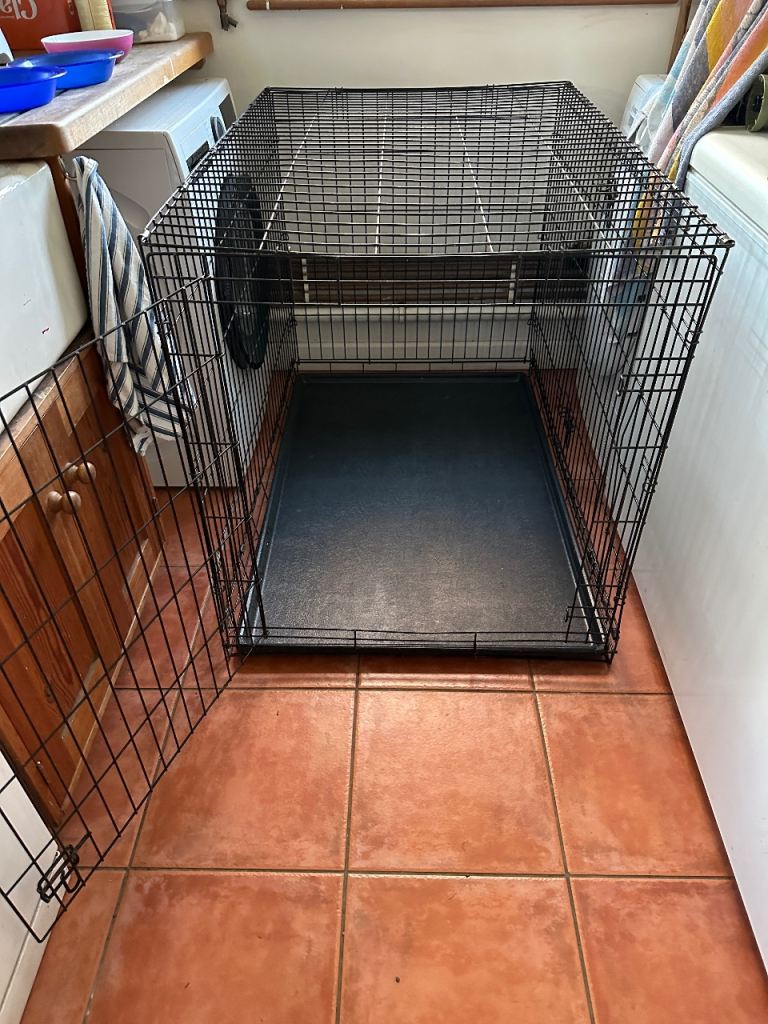 Very large mesh dog crate