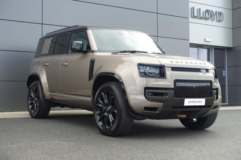 LAND ROVER DEFENDER 4.4 P635 Octa 110 5dr Auto