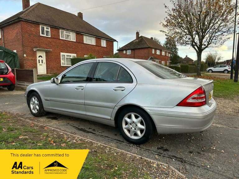 2003 Mercedes-Benz C Class 1.8 C180 Kompressor Elegance SE 4dr Petrol Automatic