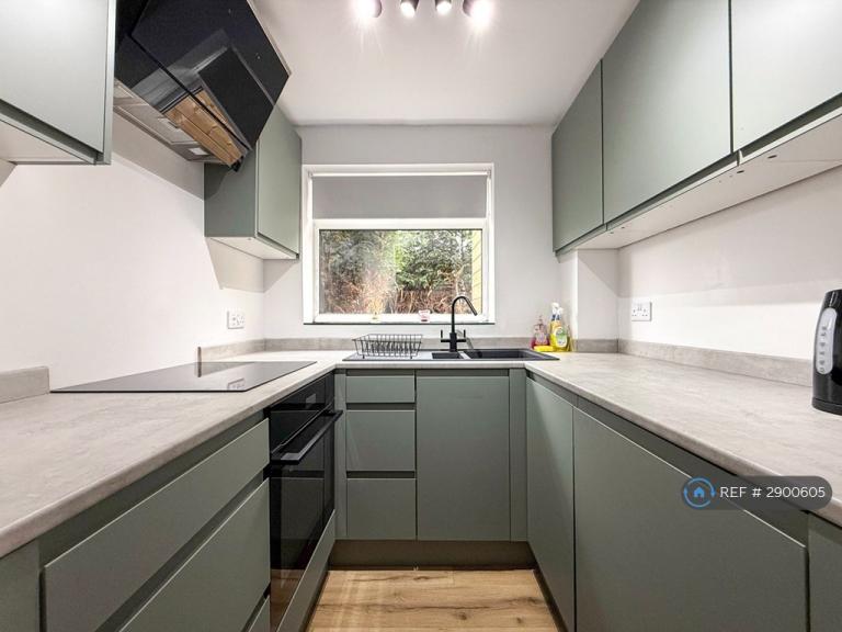 1 bedroom house in Willow Road, Newark, NG24 (1 bed) (#2900605)