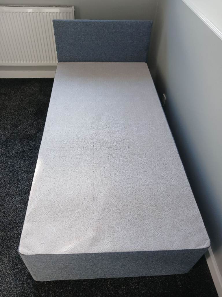 Trundle bed