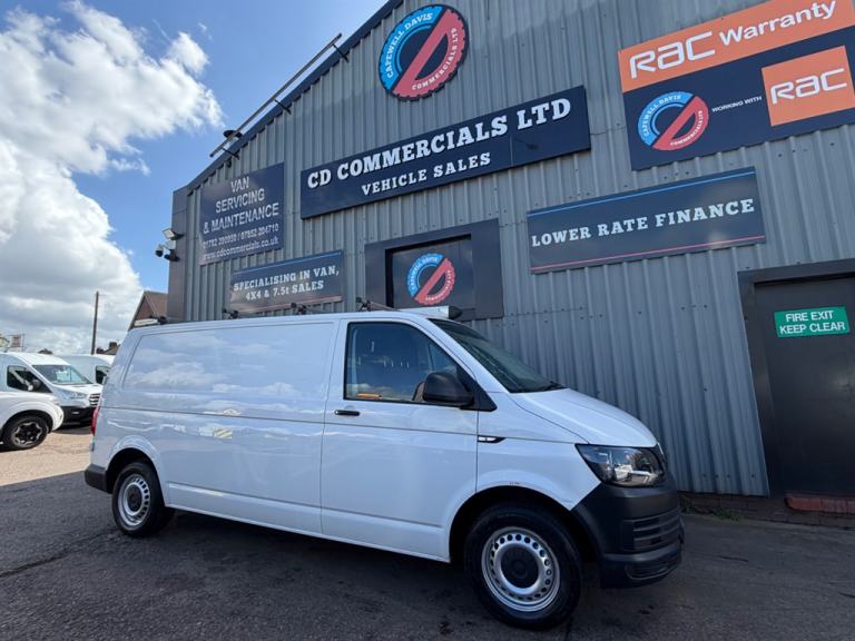 2018 Volkswagen Transporter T5/T6 2.0TDI T32 L2 H1 LWB AIR/CON Only 56,000 Miles  PANEL VAN Diese...