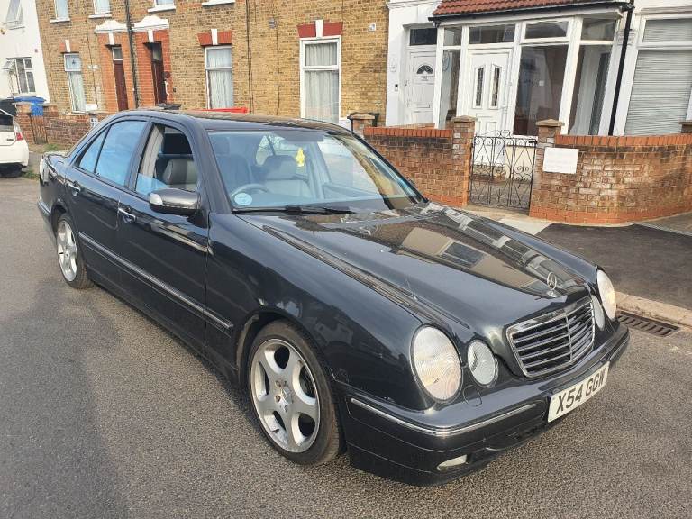 Mercedes-Benz, E CLASS, Saloon, 2000, Semi-Auto, 2597 (cc), 4 doors
