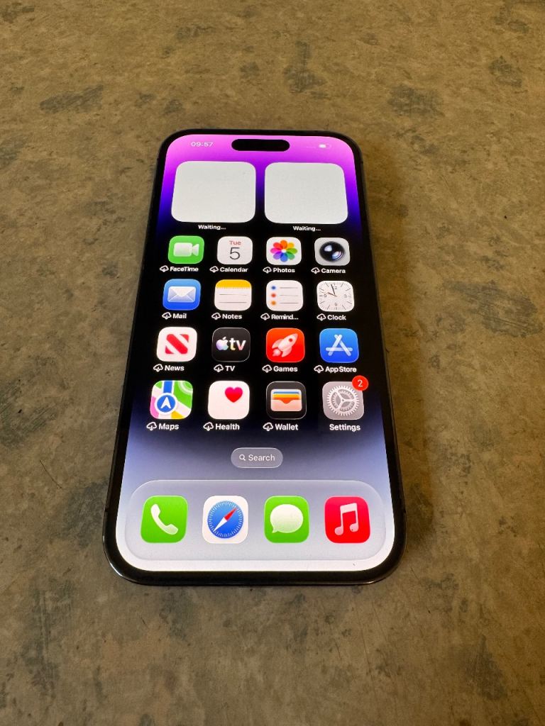 iPhone 14 Pro 128GB Unlocked – Good Condition – Ready to Use