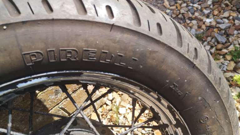 YAMAHA XVS 125 DRAGSTAR 2000-2004 PIRELLI REAR TYRE 