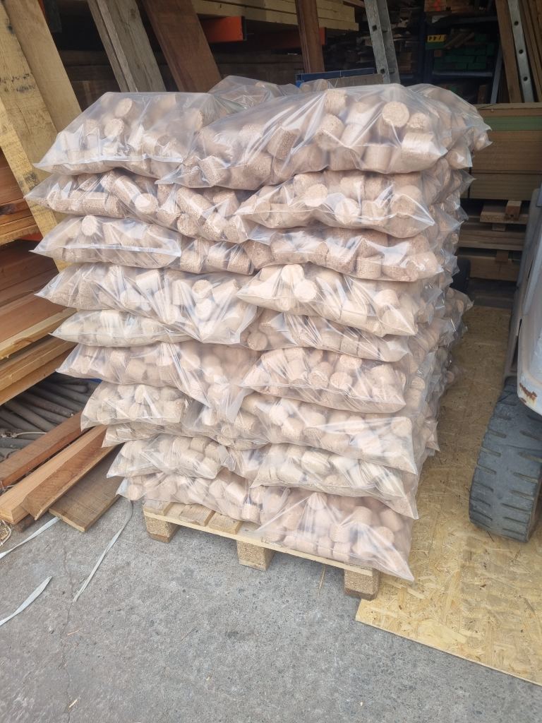 Pallet of Briquettes 