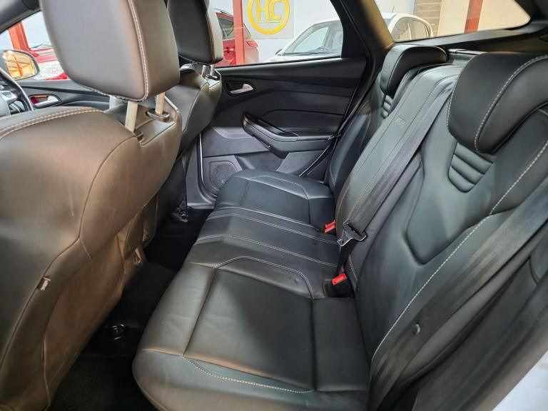 FORD FOCUS 2.0T EcoBoost ST-3 Euro 5 (s/s) 5dr 2014