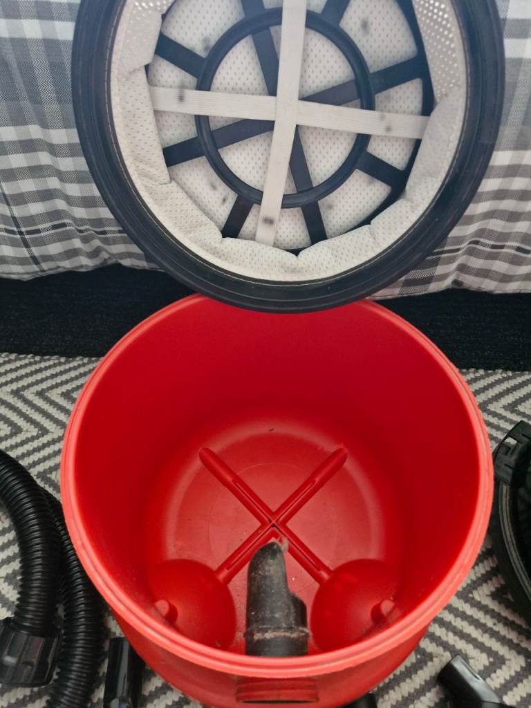 Henry numatic hoover