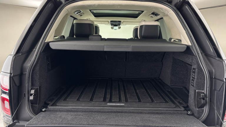 2020 Land Rover Range Rover 5.0 P525 V8 GPF Autobiography SUV 5dr Petrol Auto 4WD Euro 6 (s/s) (5...