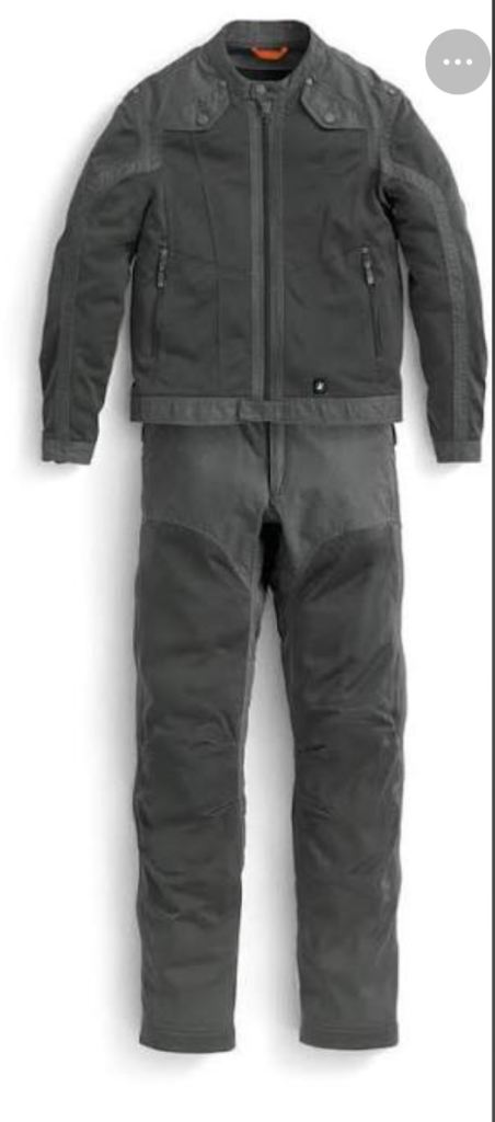 BMW Motorrad Summer Riding Suit (Venting 54) – Jacket & Trousers – £250 – Worn Twice