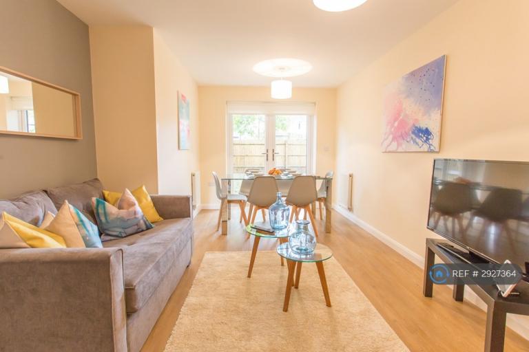 3 bedroom flat in London Road, Oxford, OX3 (3 bed) (#2927364)