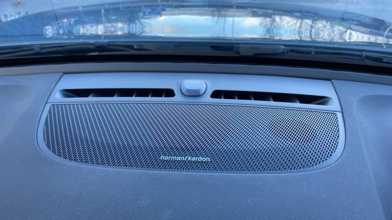 2025 Volvo XC40 2.0 B3P Ultra Dark 5dr Auto Petrol Estate Estate Petrol Automatic