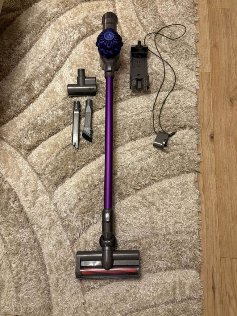 Dyson V6 cordless vacuum cleaner