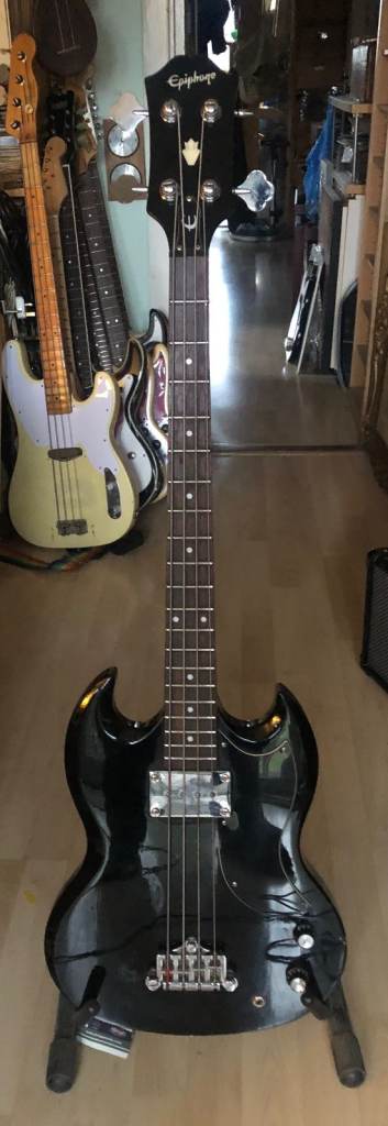 EPIPHONE EB-0 SHORT SCALE BASS.