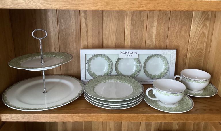Monsoon Denby Daisy tea & cake for two set