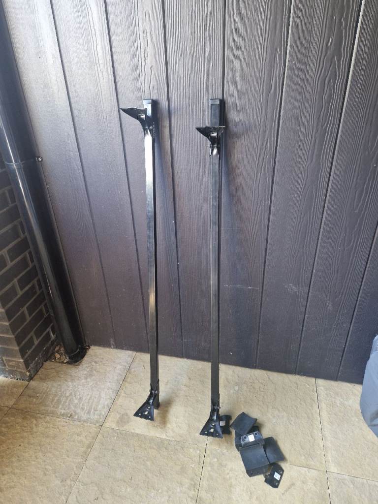 Car Roof Bars