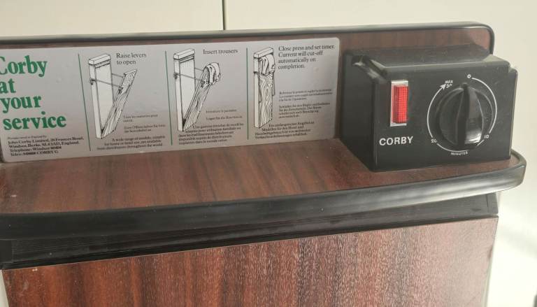 CORBY TROUSER PRESS