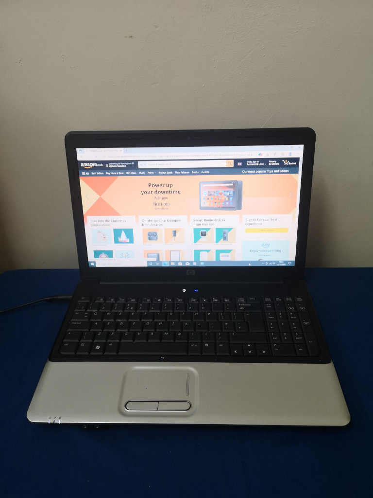 Hp Compaq Laptop, 15.6 inch screen on Windiws.. 