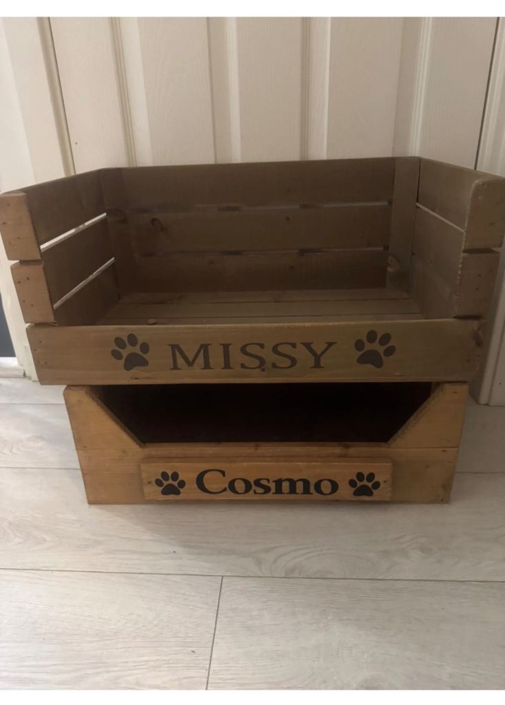 Free wooden dog beds 