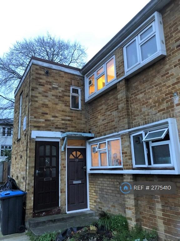 4 bedroom house in Dolphin Close, Surbiton, KT6 (4 bed) (#2775410)