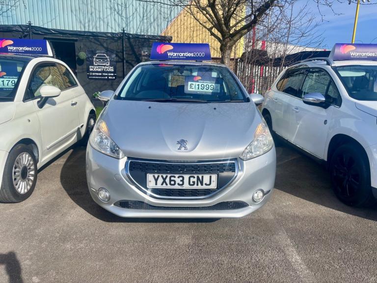2013 Peugeot 208 1.2 VTi Active 3dr HATCHBACK Petrol Manual