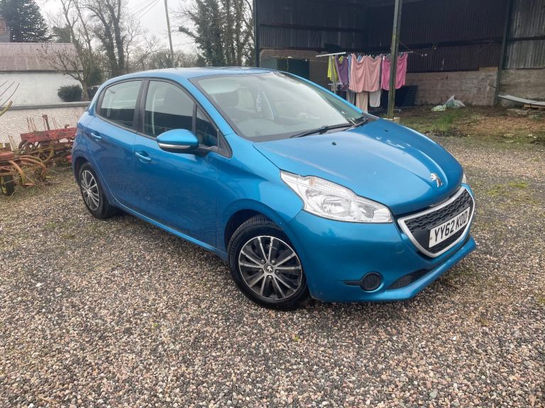 Peugeot 208 2012 1.4 Diesel Access Plus HDi