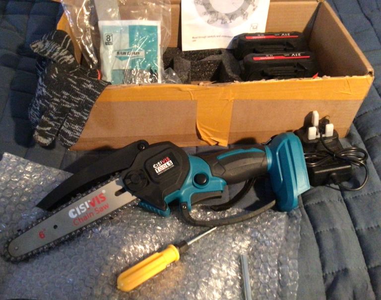 battery chainsaw 21 volt
