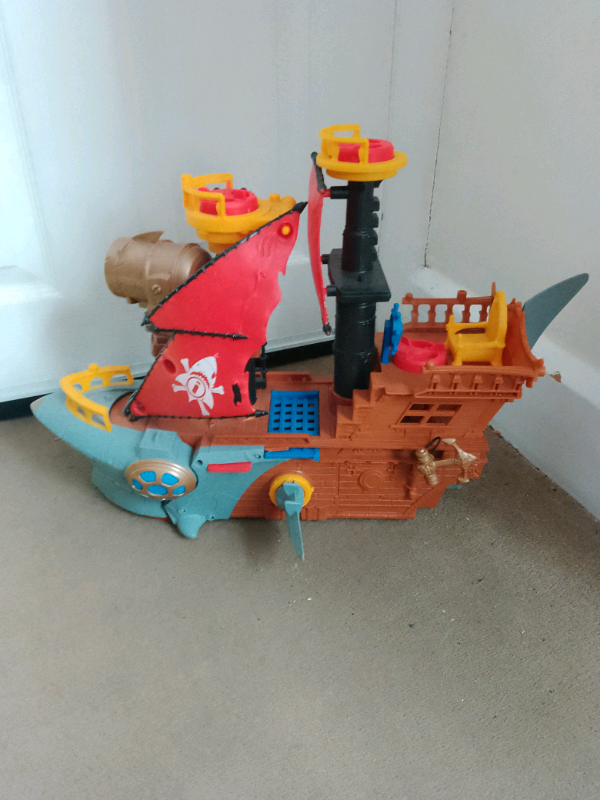 Imaginext boat