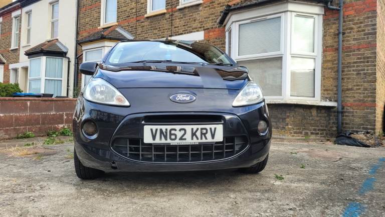 Ford, KA, Hatchback, 2012, Manual, 1242 (cc), 3 doors