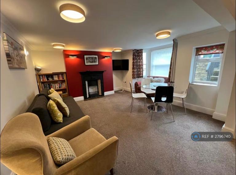 1 bedroom flat in Chesterton Road, Cambridge, CB4 (1 bed) (#2796740)