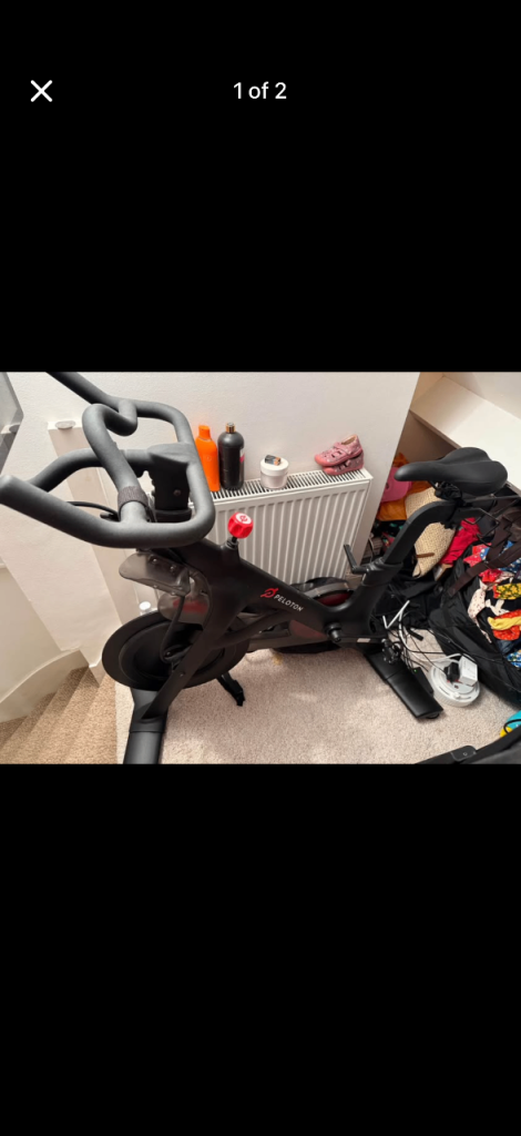Peloton spinning bike 