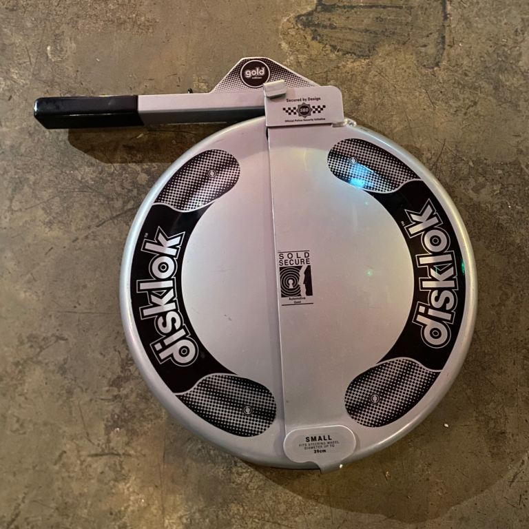 Small DISKLOK steering wheel lock car tractor kart classic anti theft