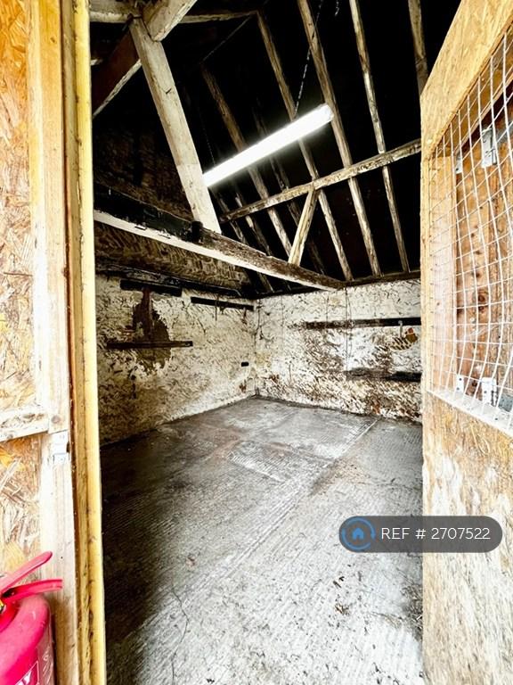 3 bedroom house in Maplehurst Road, West Grinstead, Horsham, RH13 (3 bed) (#2707522)